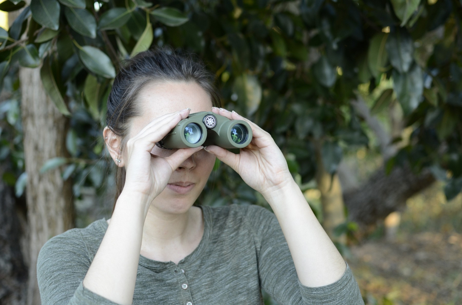 Бинокль Meade Wilderness 10x32
