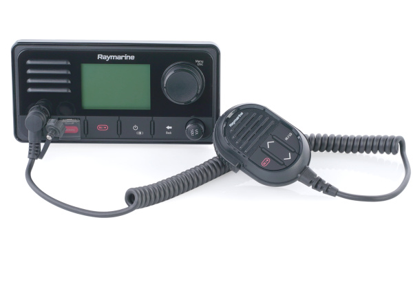 RAYMARINE Ray63 VHF Maritime Radio / integr. GPS receiver E70516 от прозводителя Raymarine